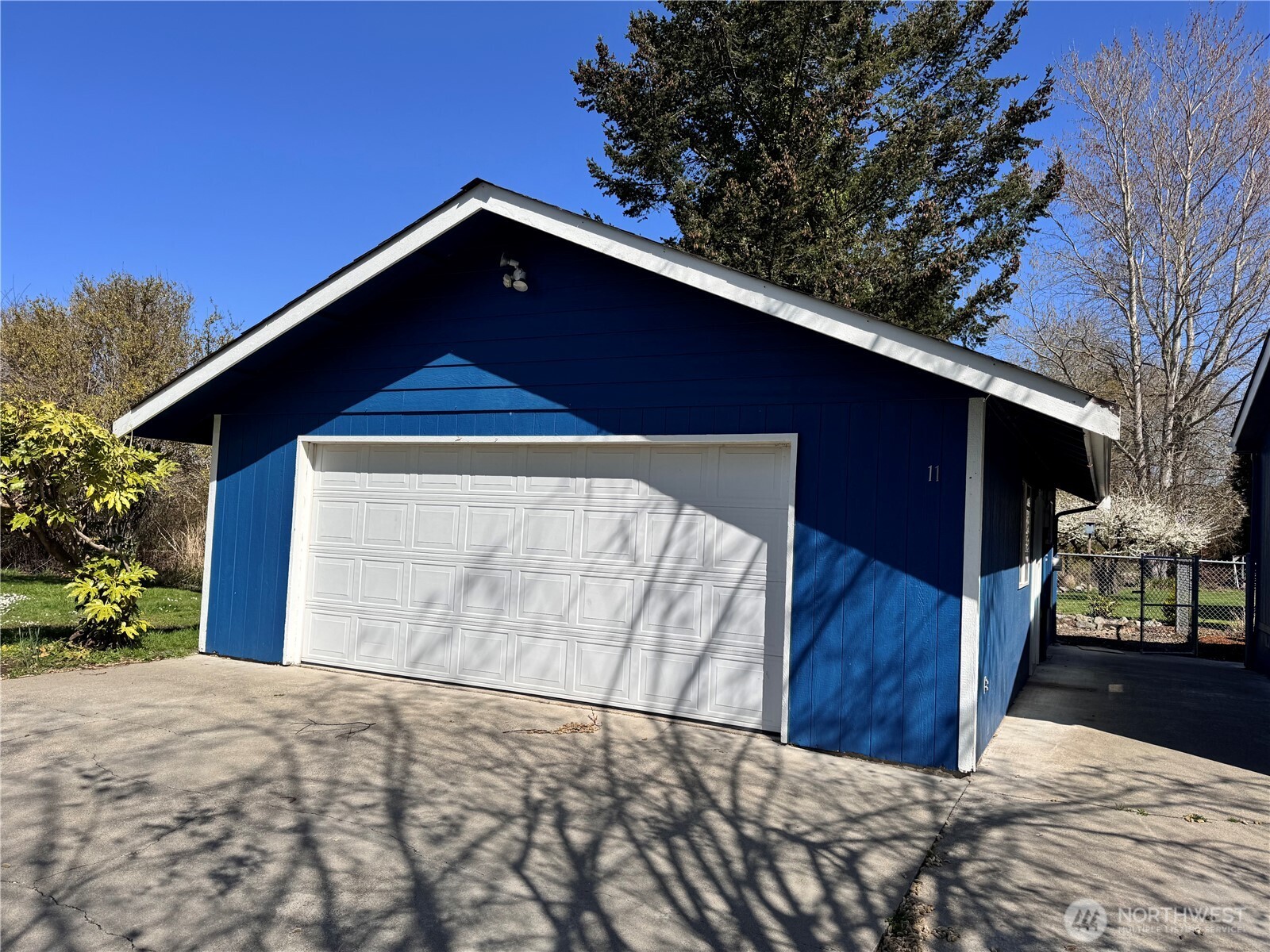 11 Golden Sands Boulevard Property Photo 28