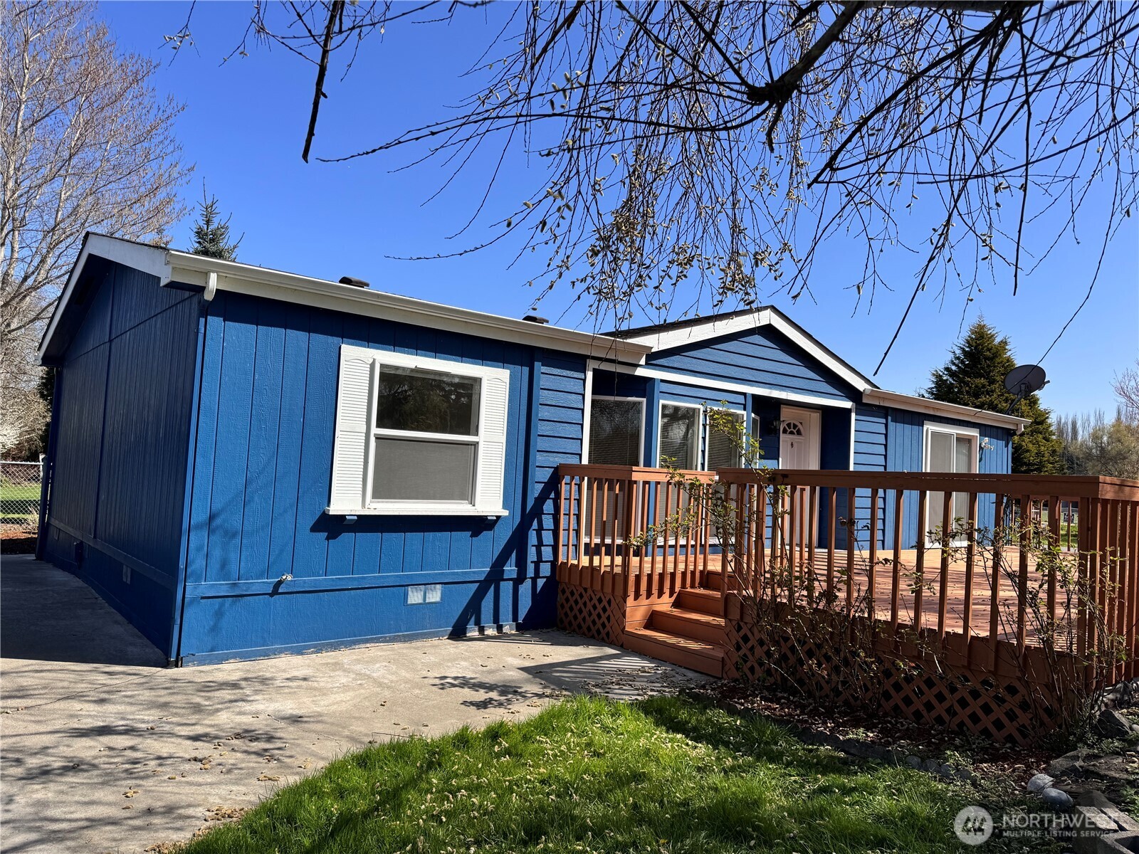 11 Golden Sands Boulevard Property Photo 29