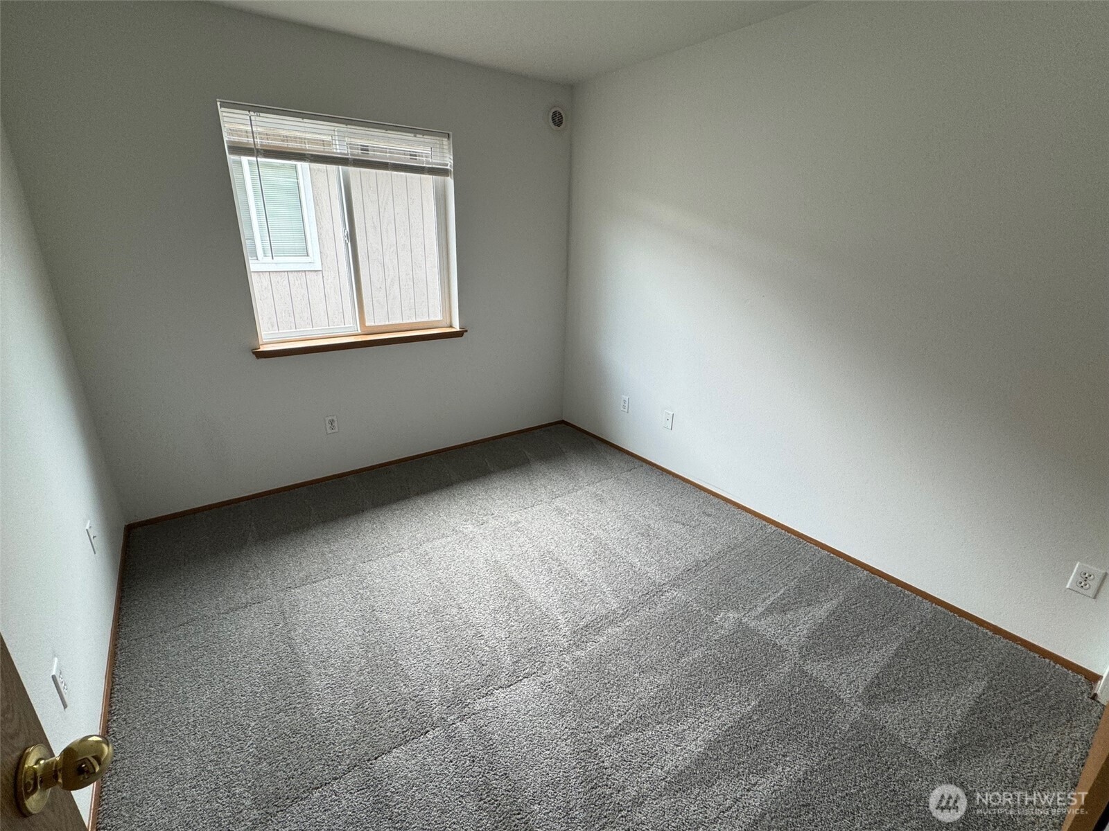 1608 1610 E 34th Street B Property Photo 11