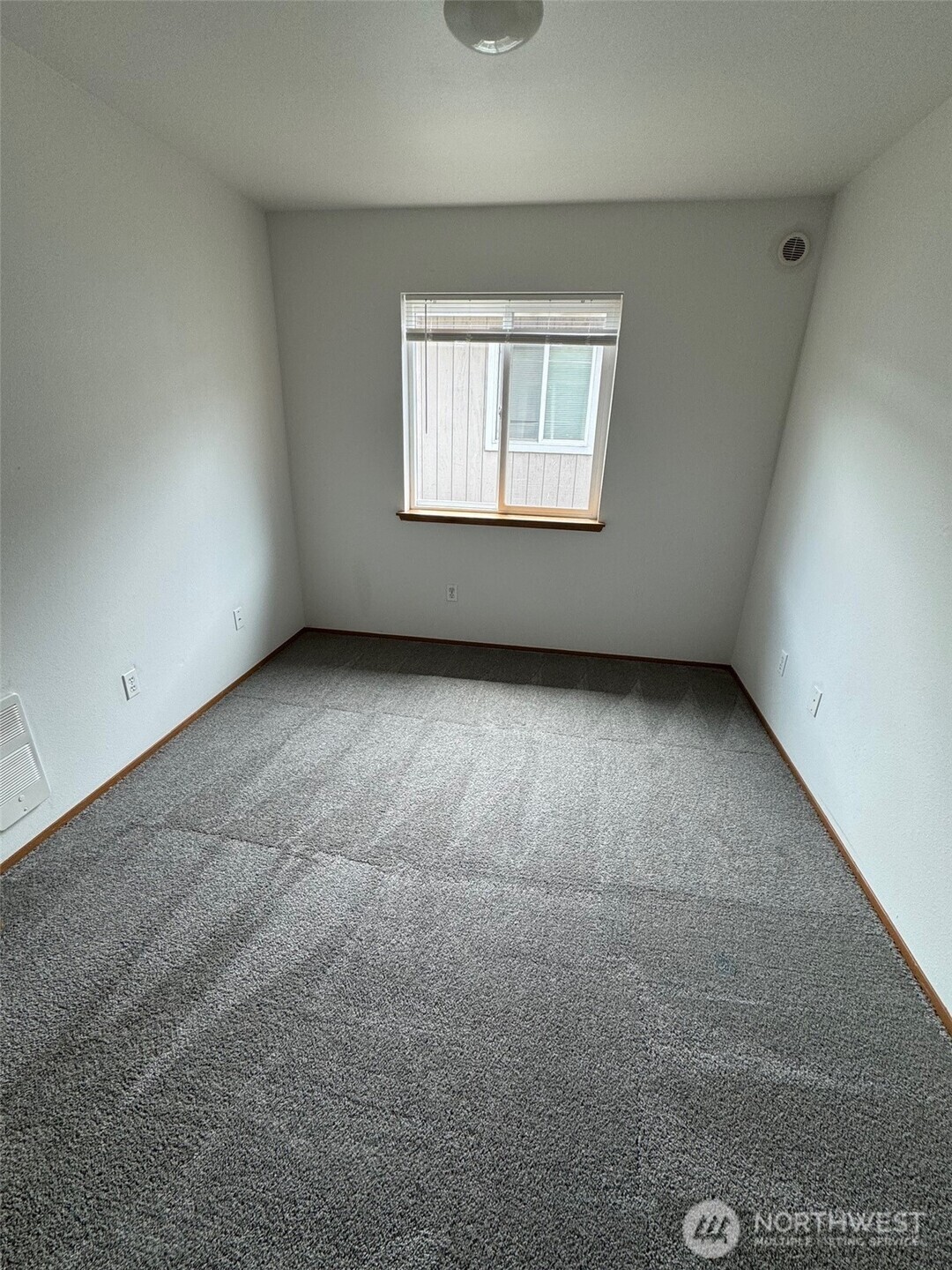 1608 1610 E 34th Street B Property Photo 13