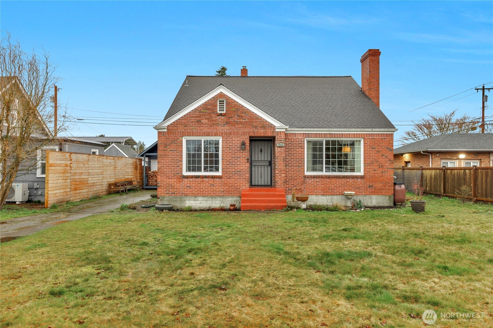 1923 5th Street Property Photo