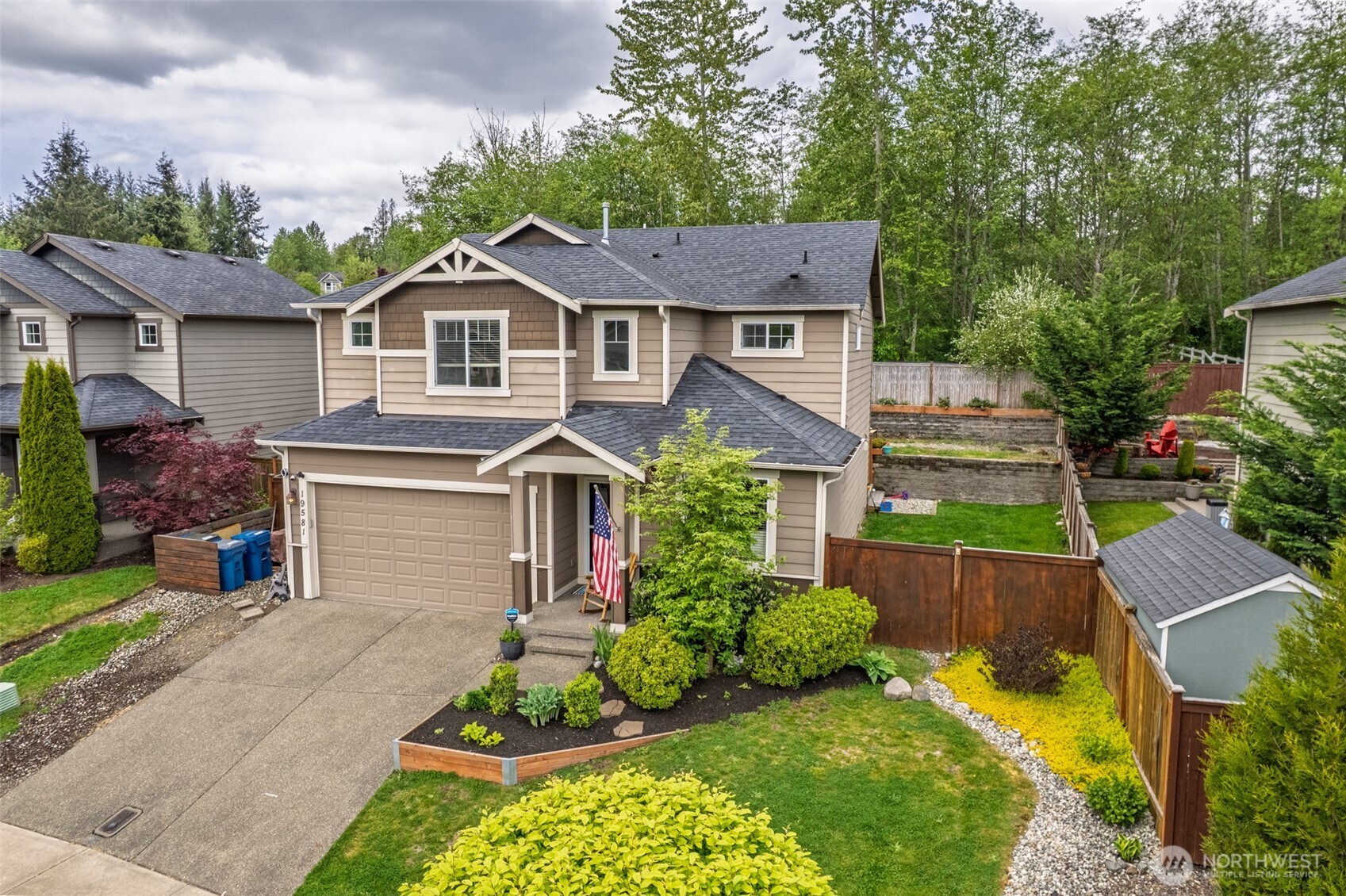 19581 141st Place Property Photo 2