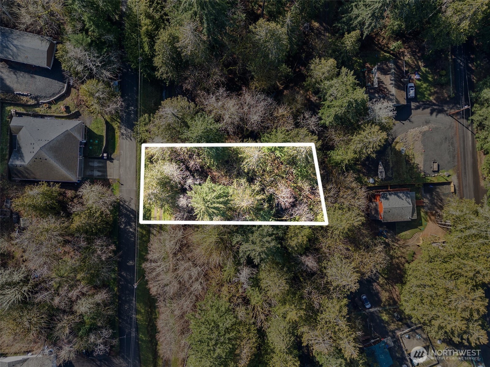 9821 Mariner Drive Property Photo 3