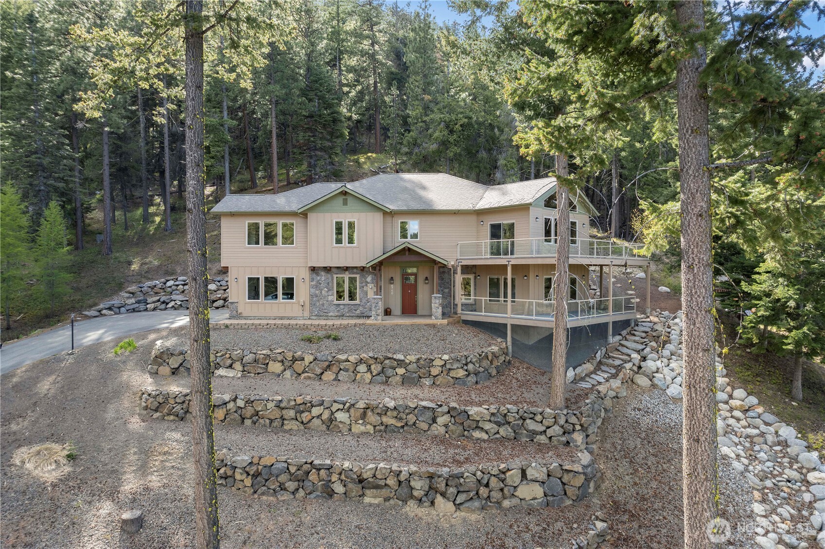 6760 Forest Ridge Drive Property Photo