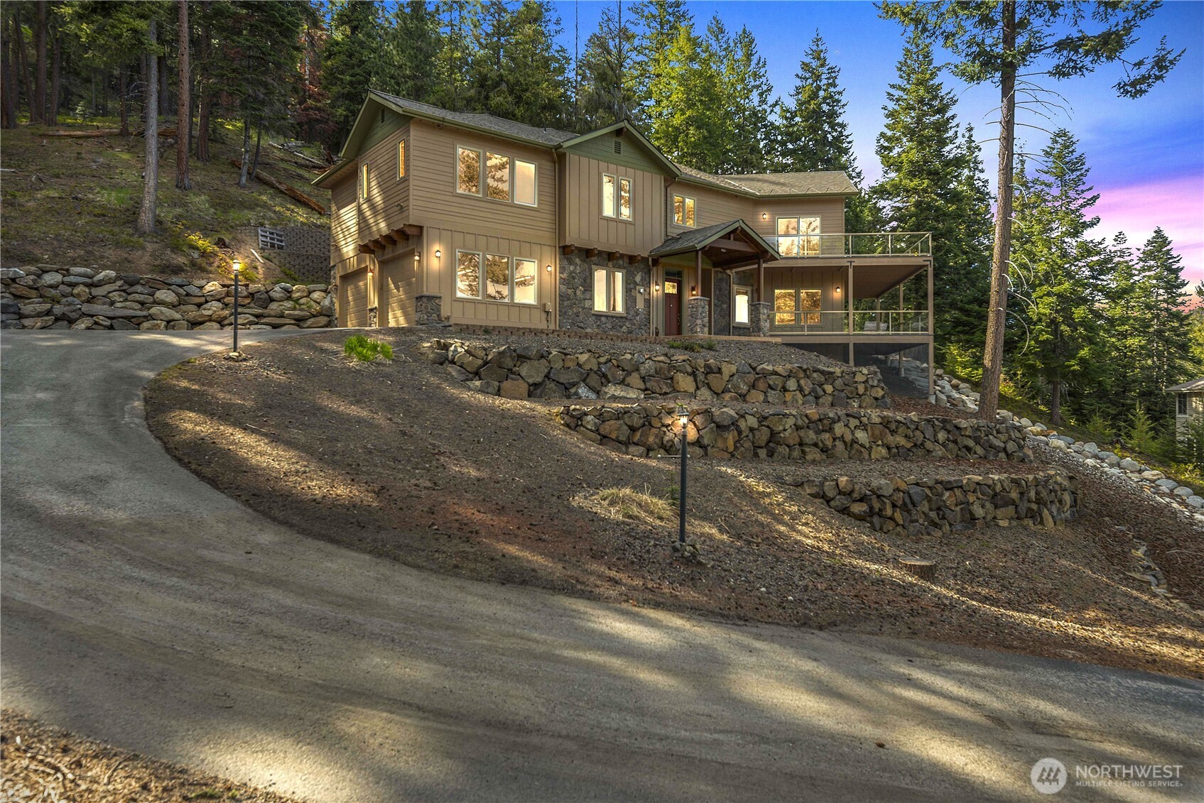 6760 Forest Ridge Drive Property Photo 1
