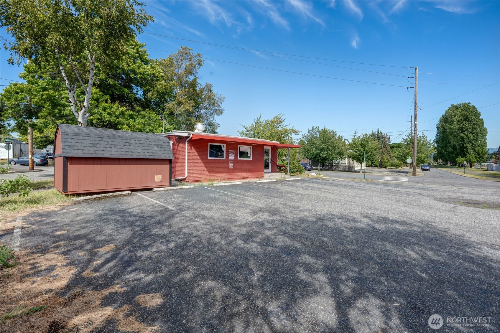 2201 Cornwall Avenue Property Photo 6