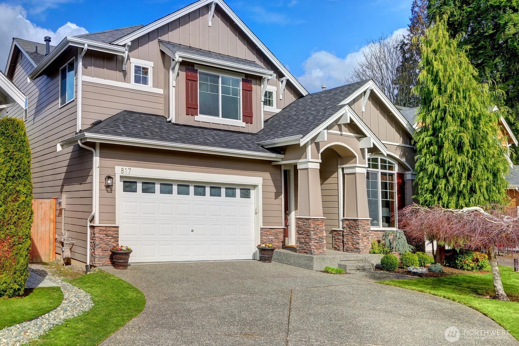 817 200th Place Property Photo