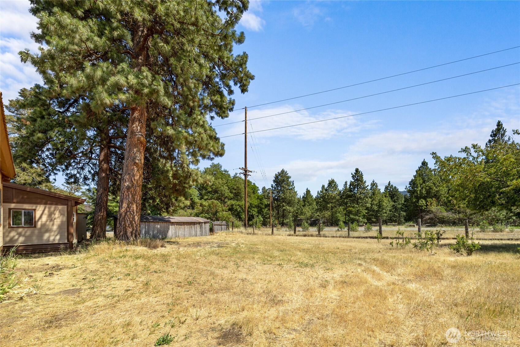 970 W Garfield Avenue Property Photo 18
