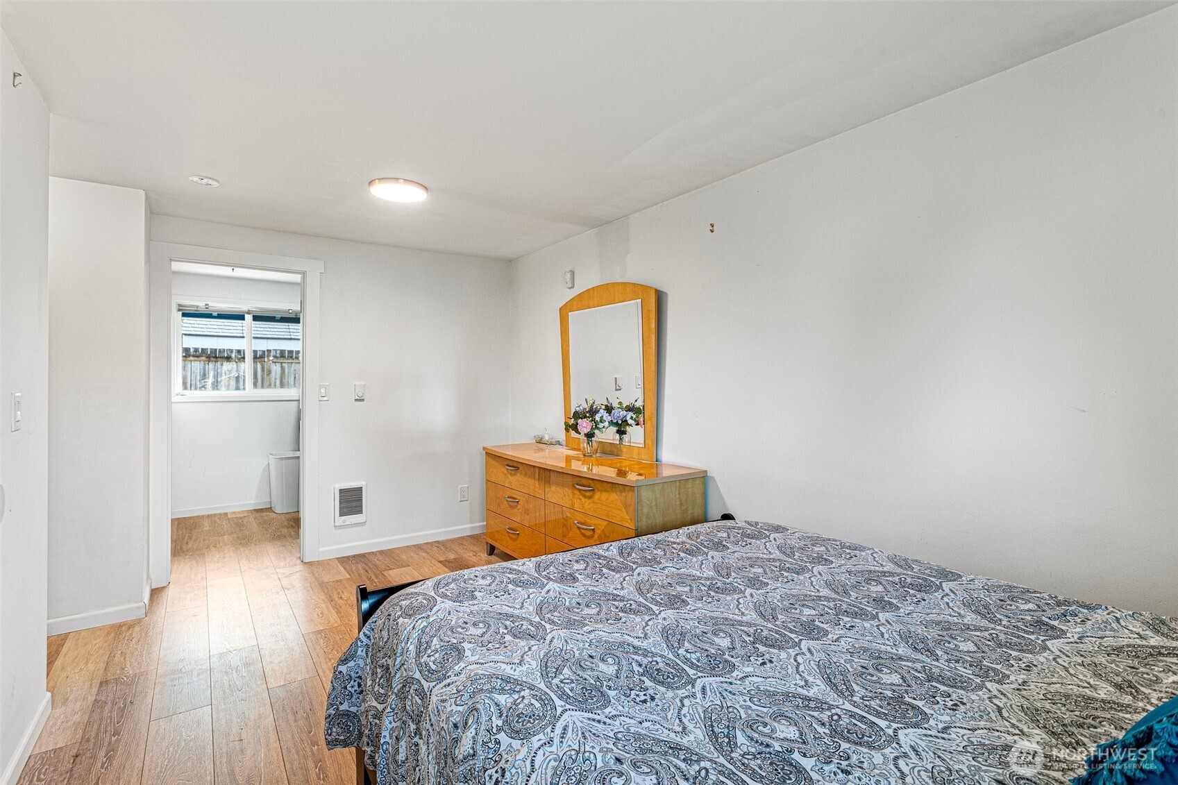 2016 191st Street Property Photo 13