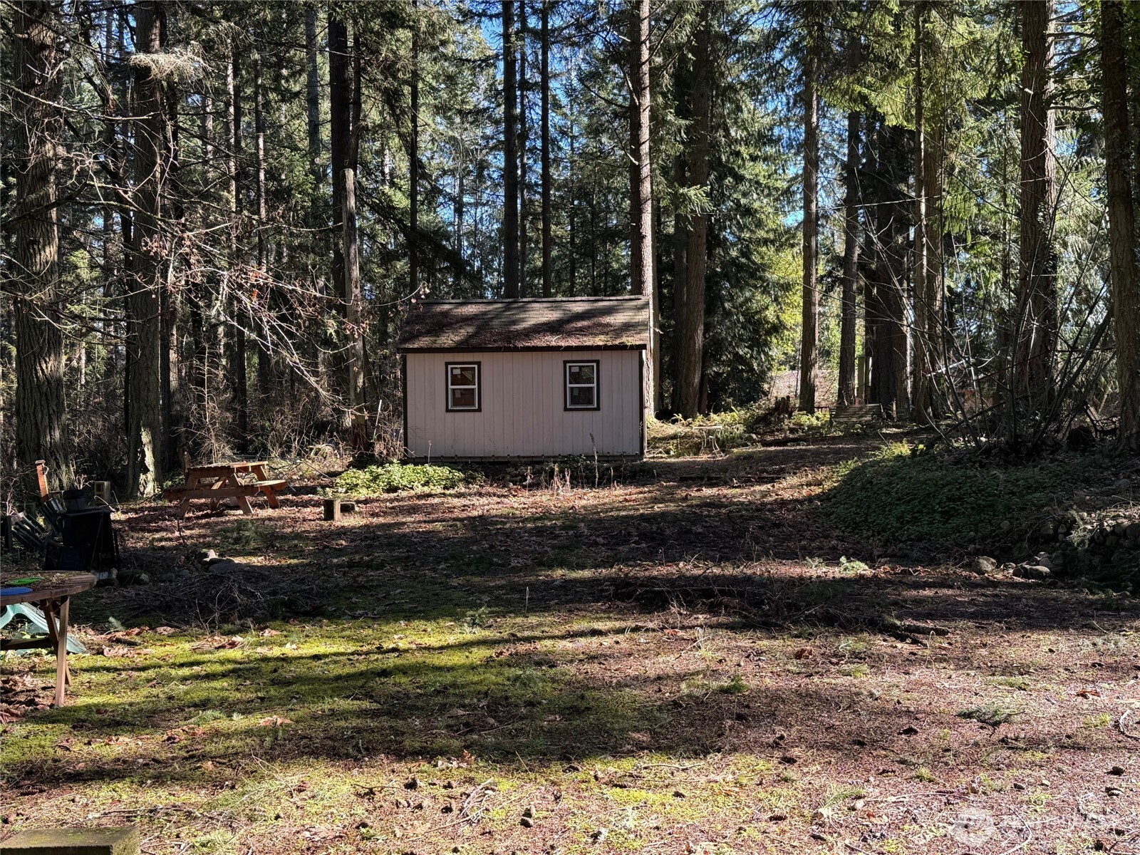 21914 Crest Lane Property Photo 5