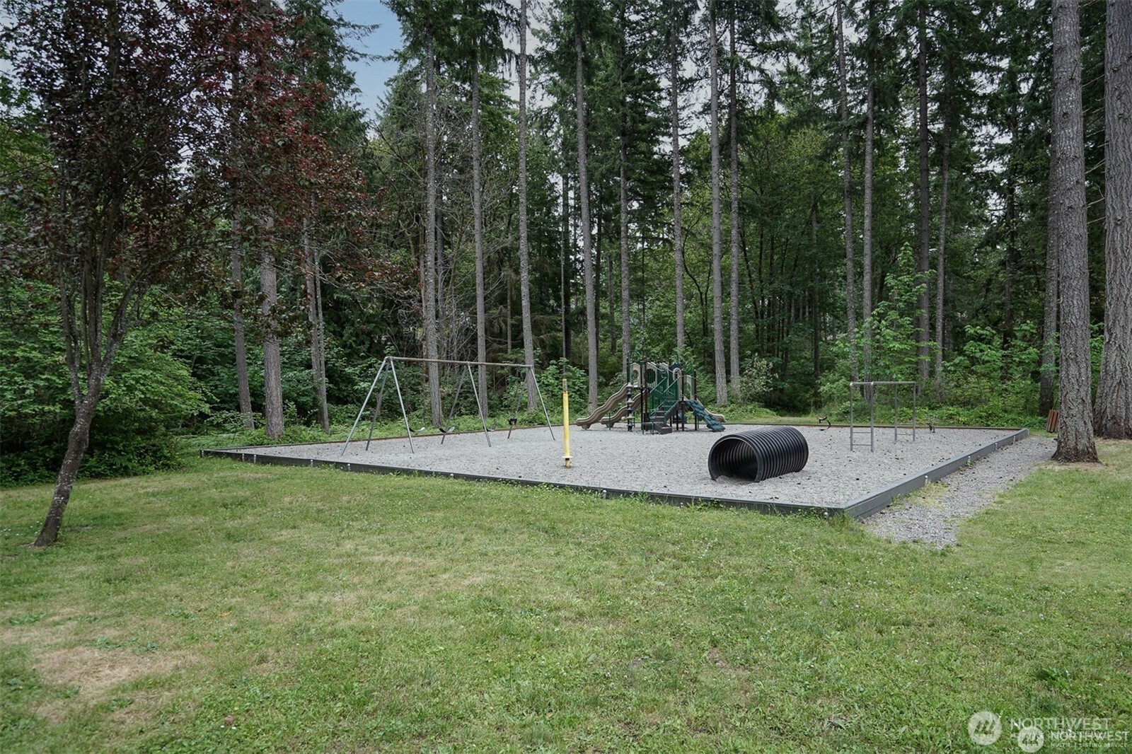 21914 Crest Lane Property Photo 21