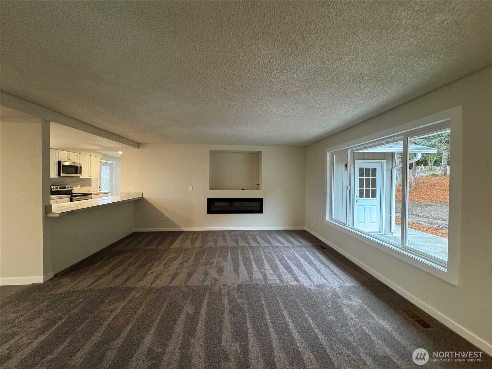 2435 Mt Pleasant Road Property Photo 3