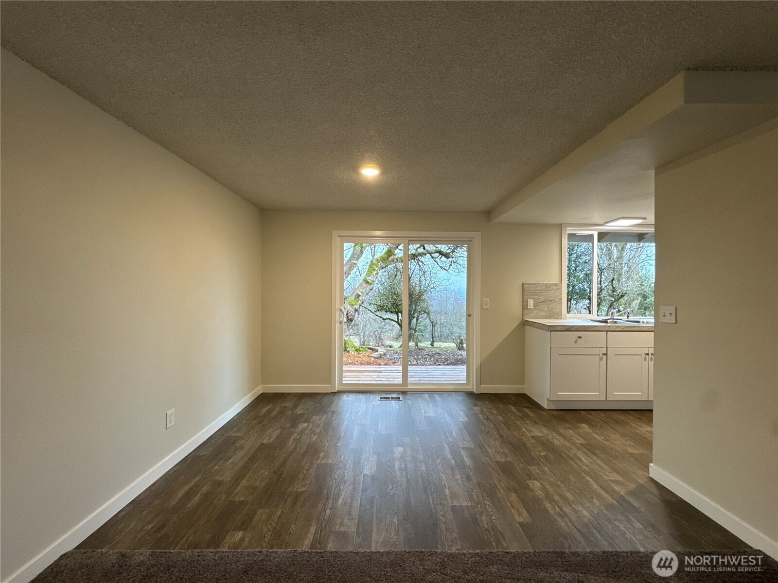2435 Mt Pleasant Road Property Photo 6