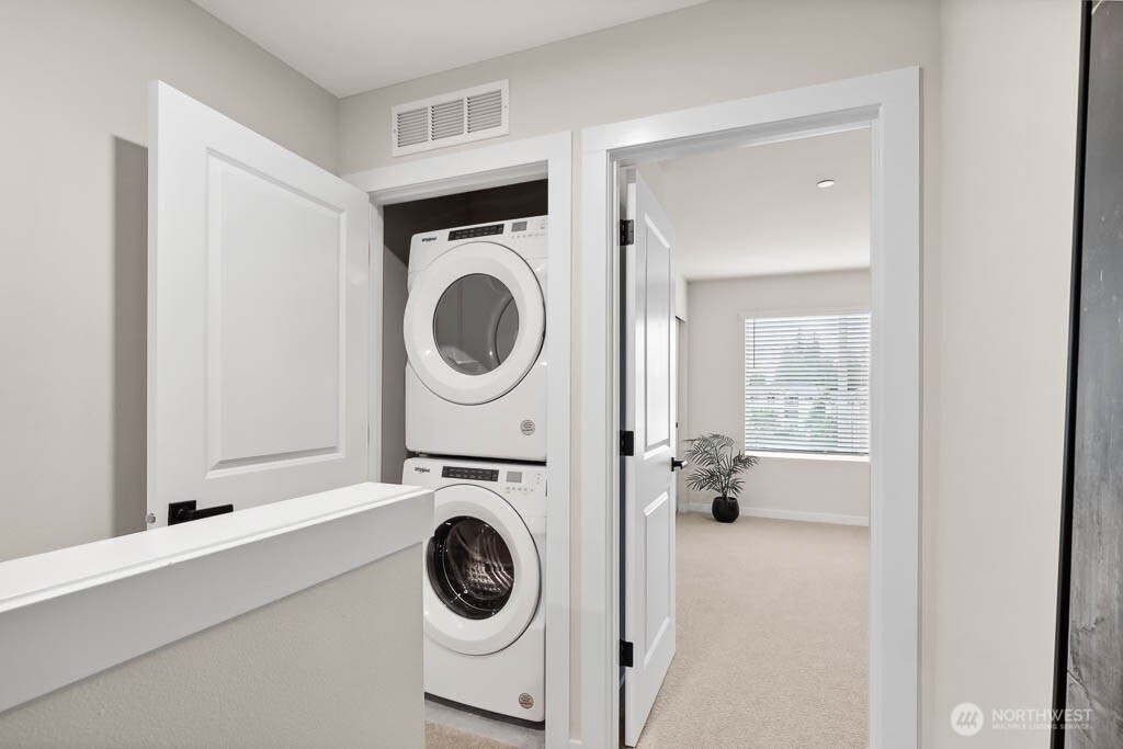16124 Cascadian Way H3 Property Photo 14