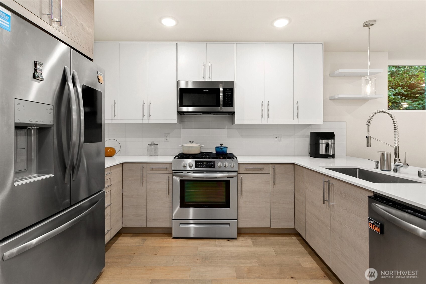 1709 15th Avenue Property Photo 4