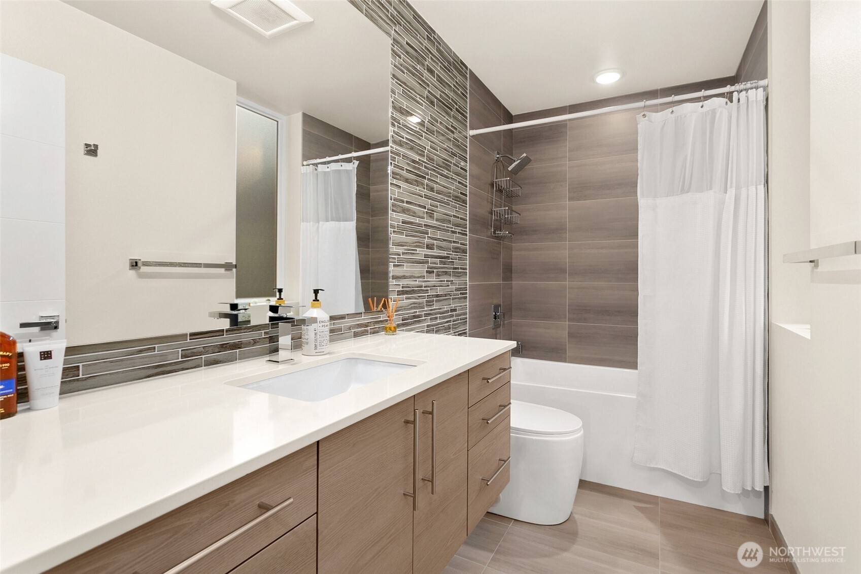 1709 15th Avenue Property Photo 19