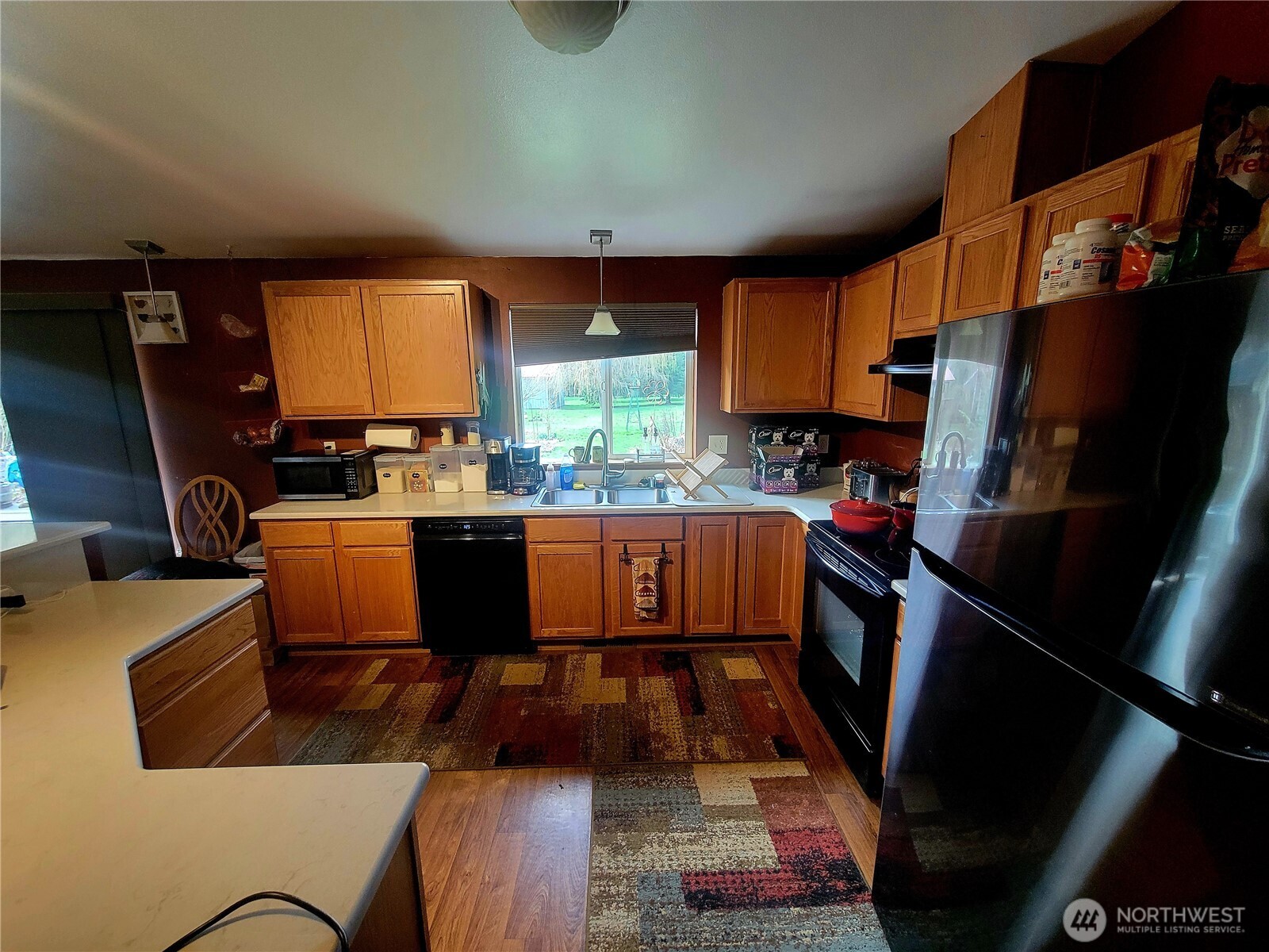 379 Collins Road 18 Property Photo 18