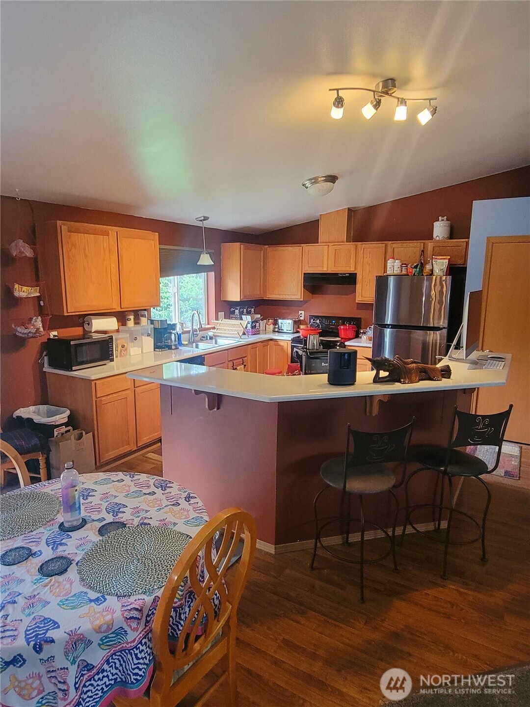 379 Collins Road 18 Property Photo 19