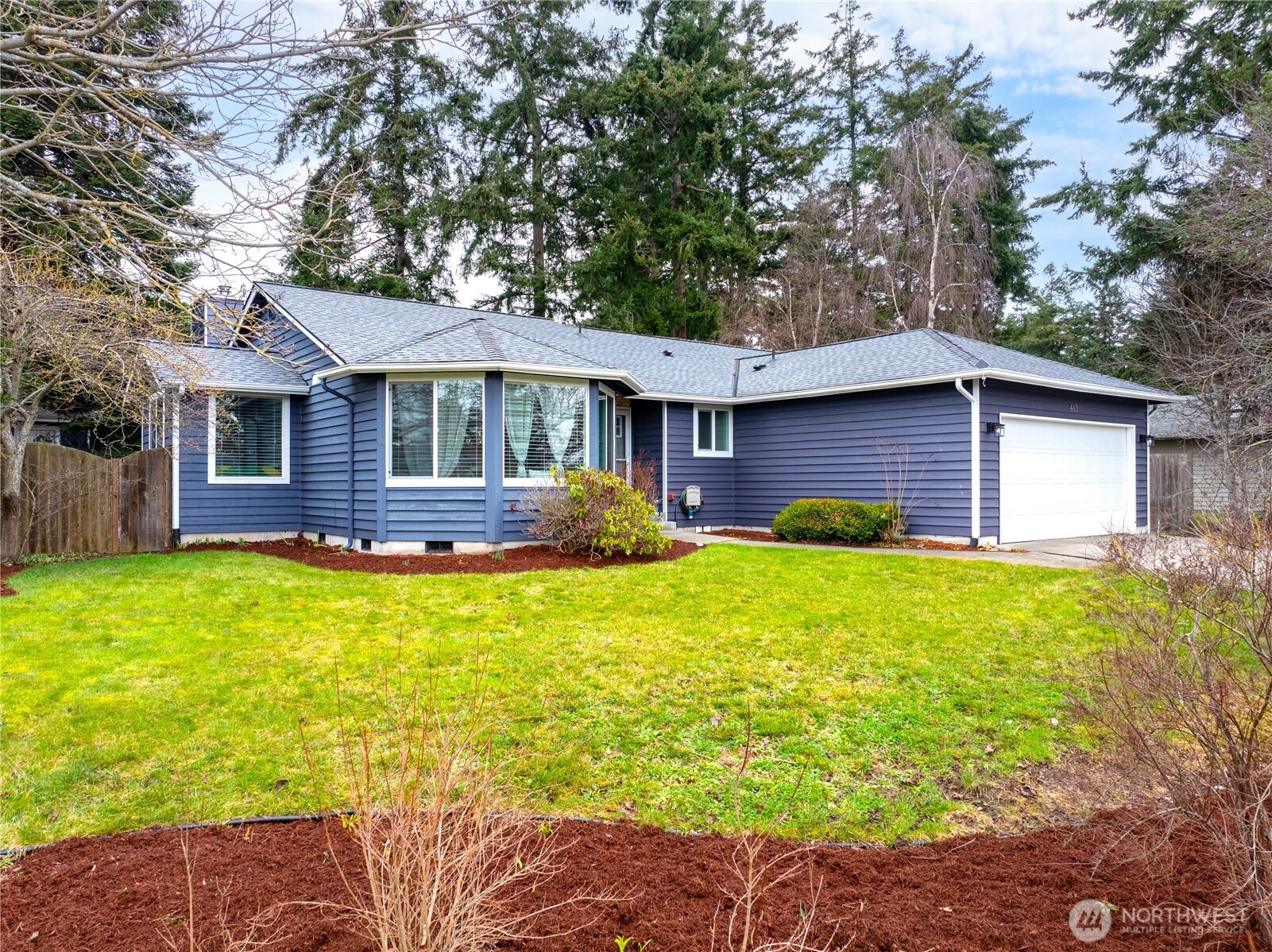 443 Nw Ensign Drive Property Photo 1