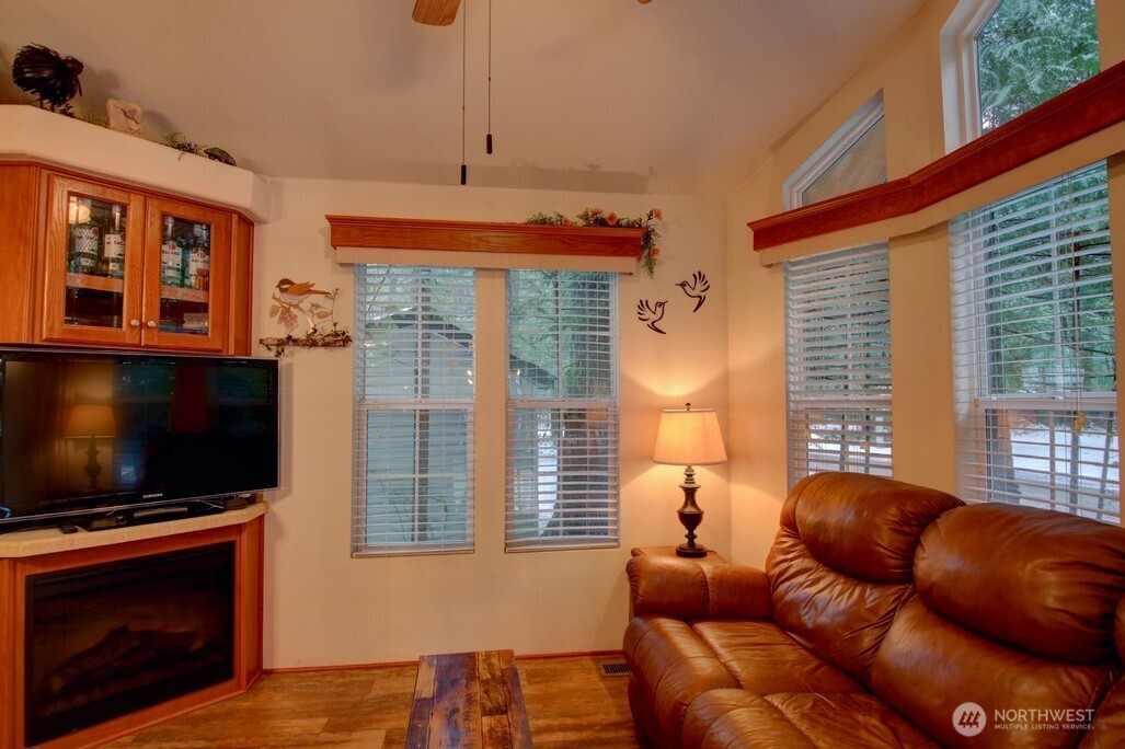 223 6 Morel Drive Property Photo 4