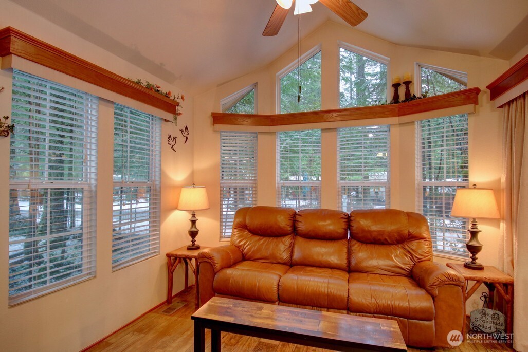 223 6 Morel Drive Property Photo 6