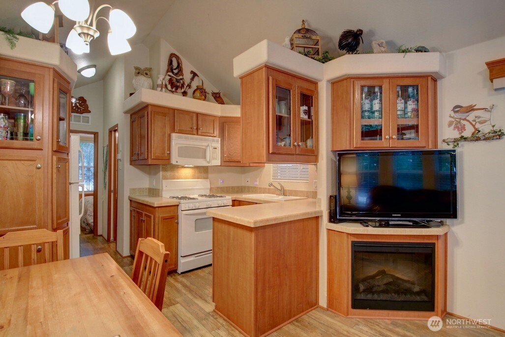 223 6 Morel Drive Property Photo 7
