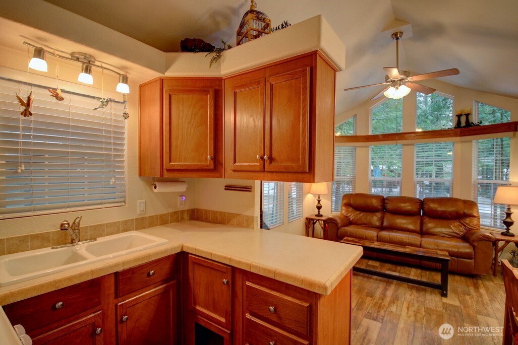 223 6 Morel Drive Property Photo 8