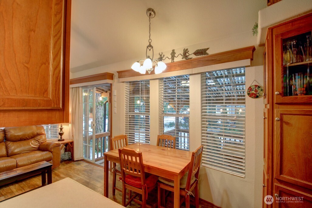 223 6 Morel Drive Property Photo 9
