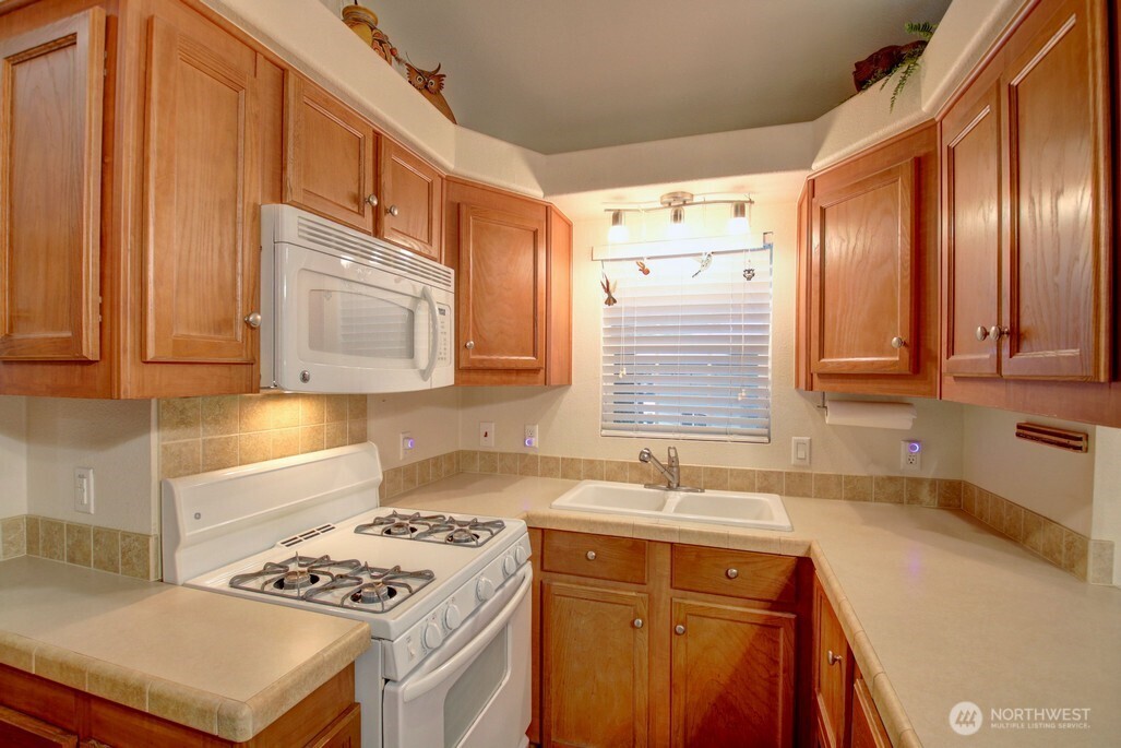 223 6 Morel Drive Property Photo 12