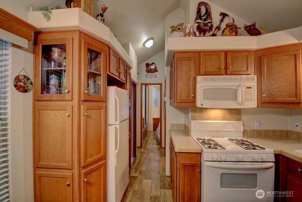 223 6 Morel Drive Property Photo 13