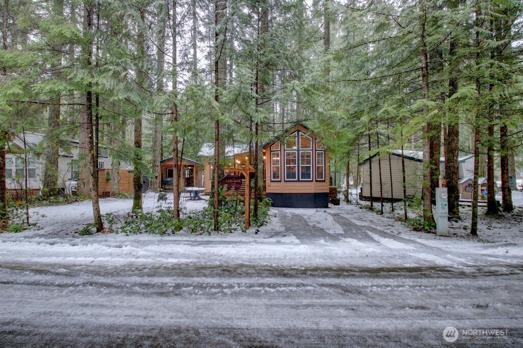 223 6 Morel Drive Property Photo 32
