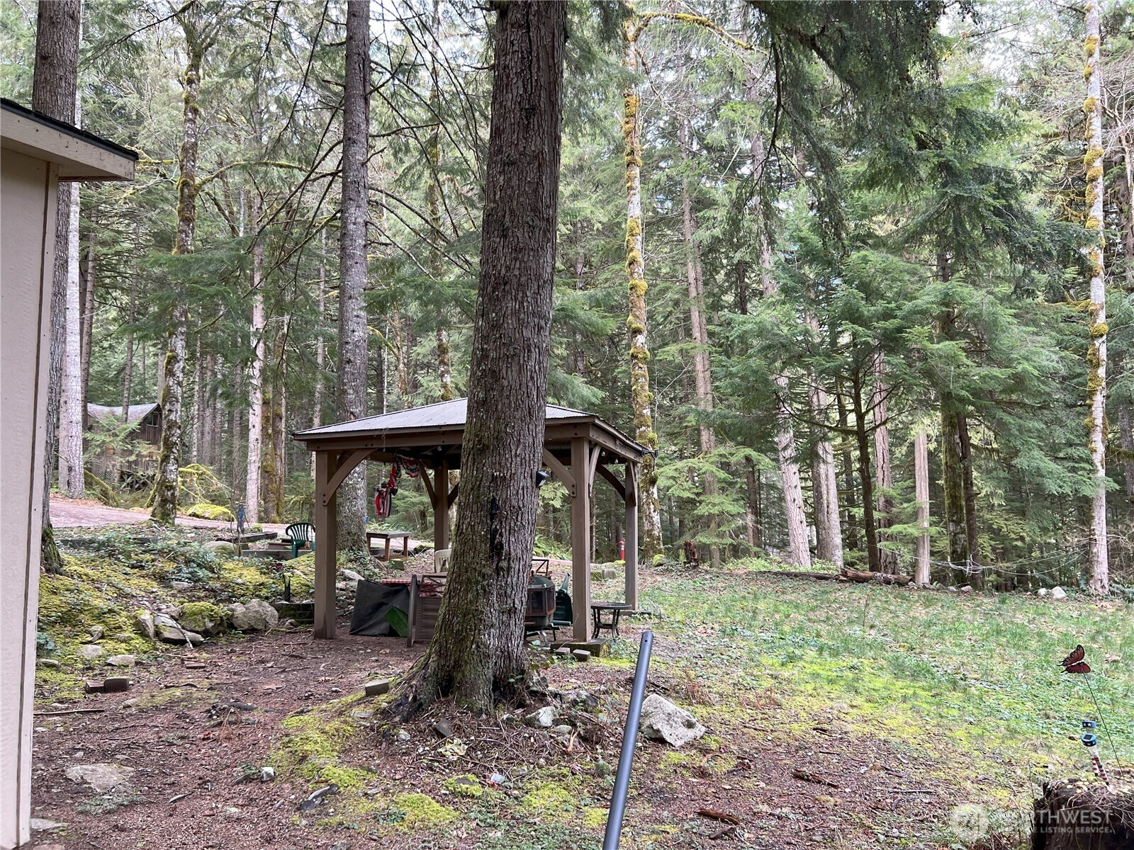 64367 E Cascade Drive Property Photo 5