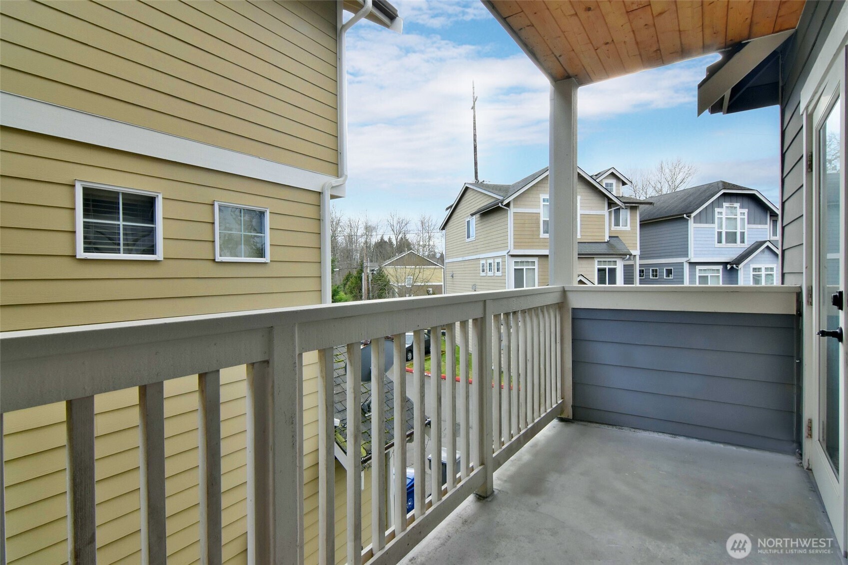 11142 Paine Field Way Property Photo 6
