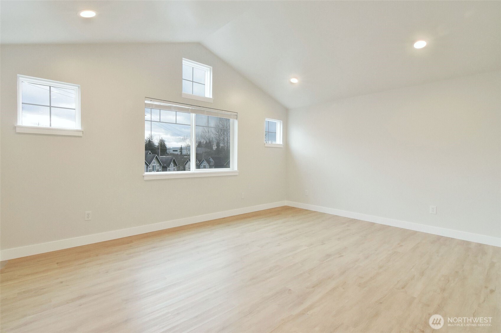11142 Paine Field Way Property Photo 14