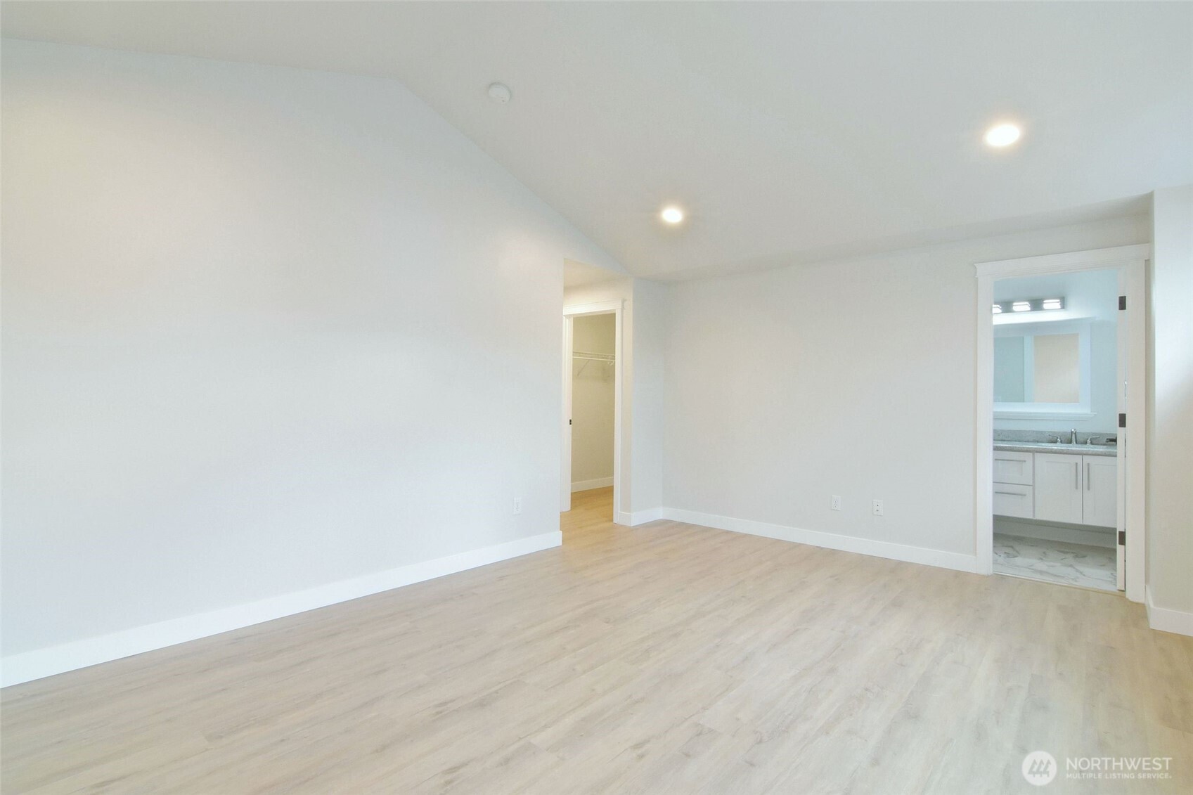 11142 Paine Field Way Property Photo 15