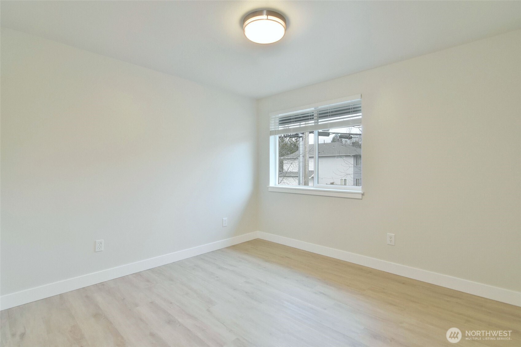 11142 Paine Field Way Property Photo 18