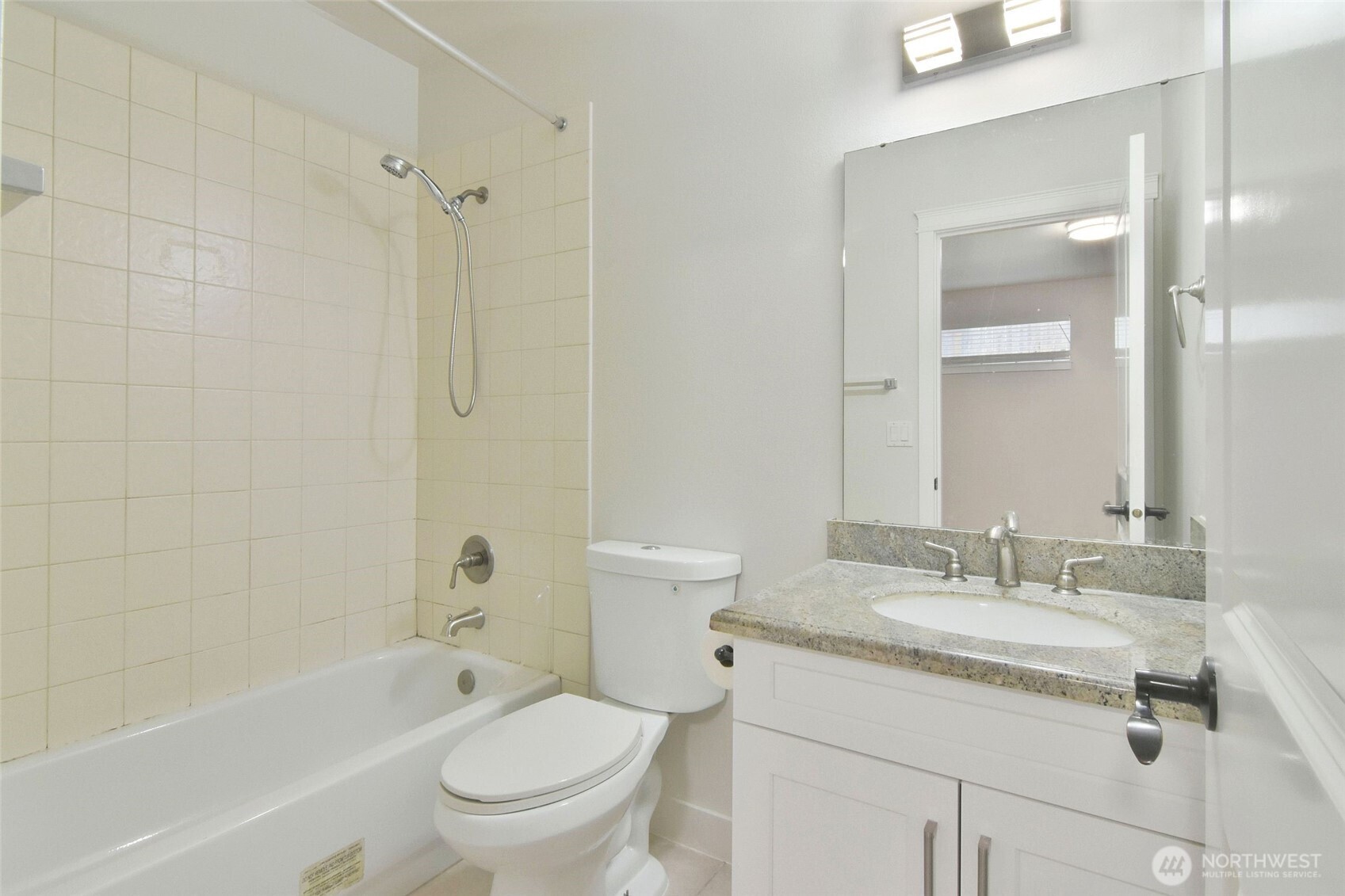 11142 Paine Field Way Property Photo 25