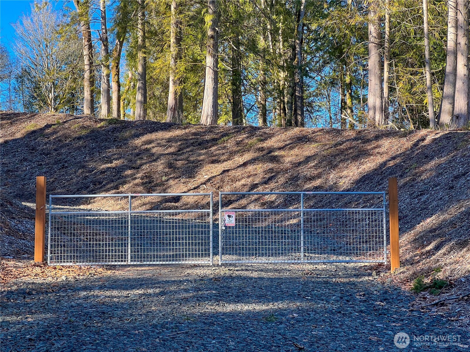 2998 Oak Bay Road Property Photo 2