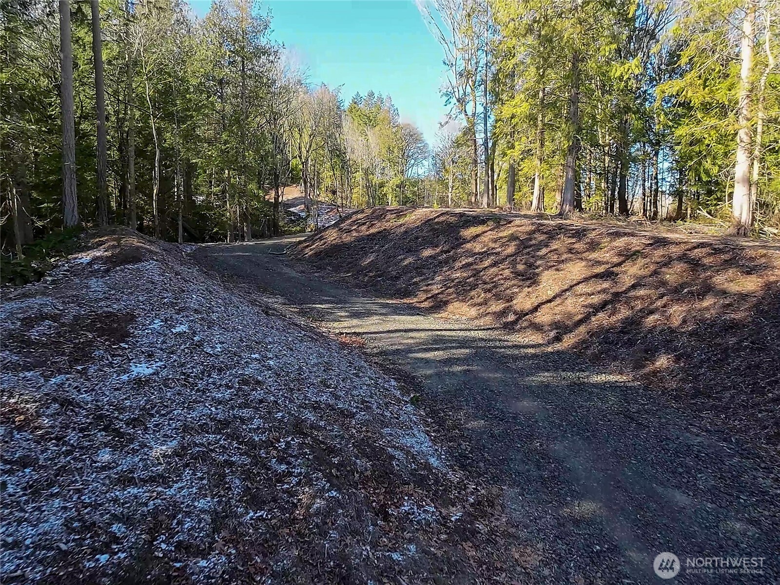 2998 Oak Bay Road Property Photo 12