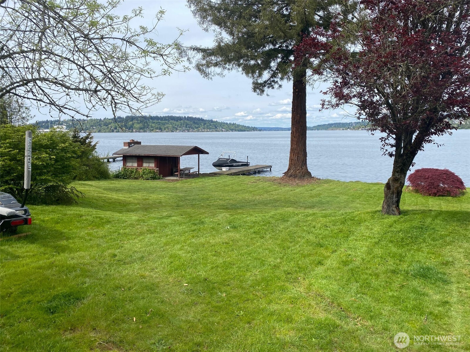 11136 Rainier Avenue Property Photo 5