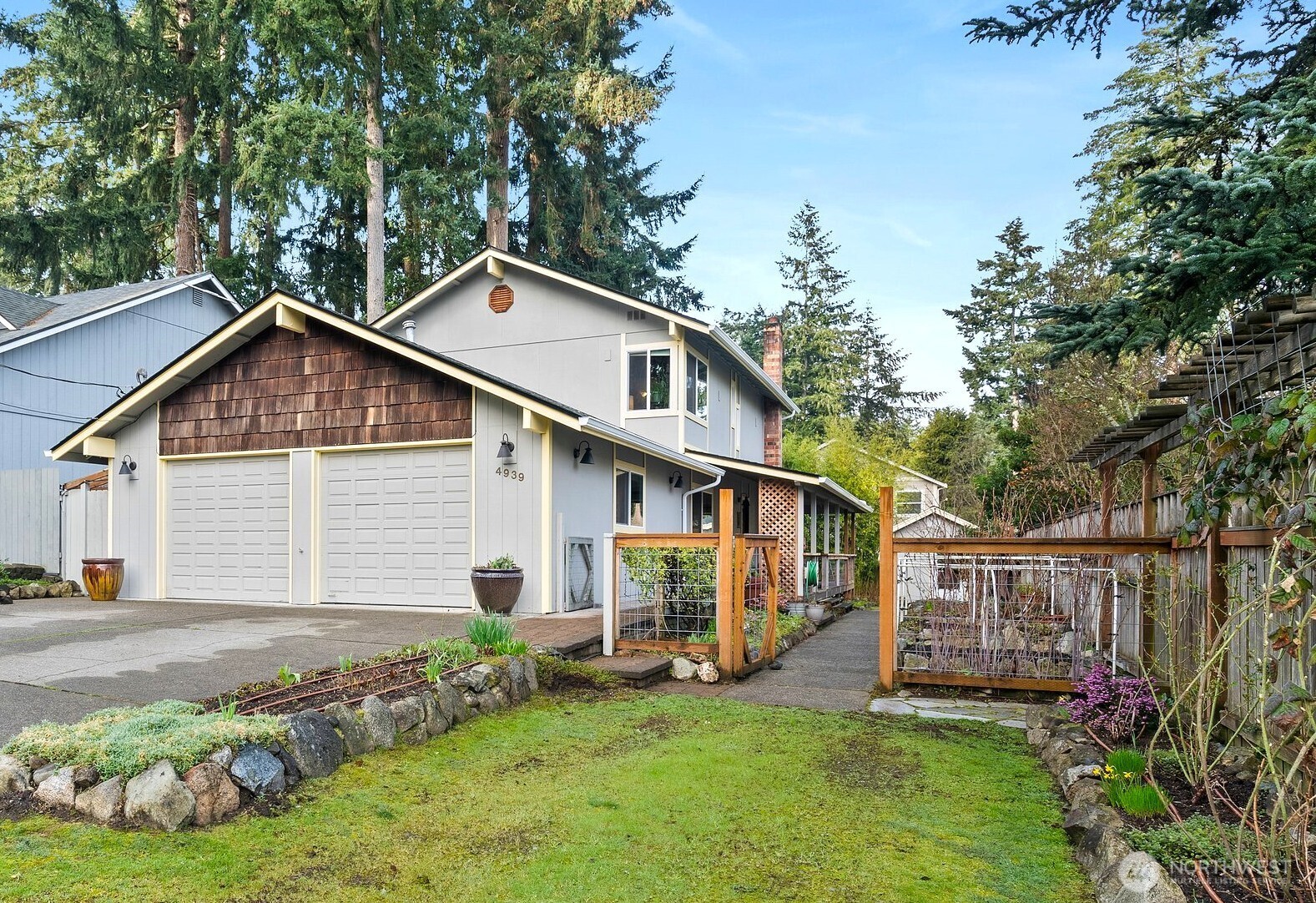 4939 Carole Drive Property Photo