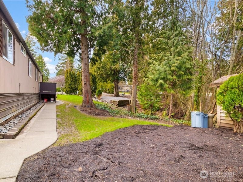 8246 Salish Lane Property Photo 6