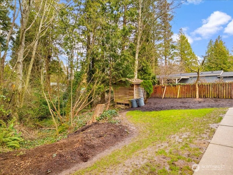 8246 Salish Lane Property Photo 7