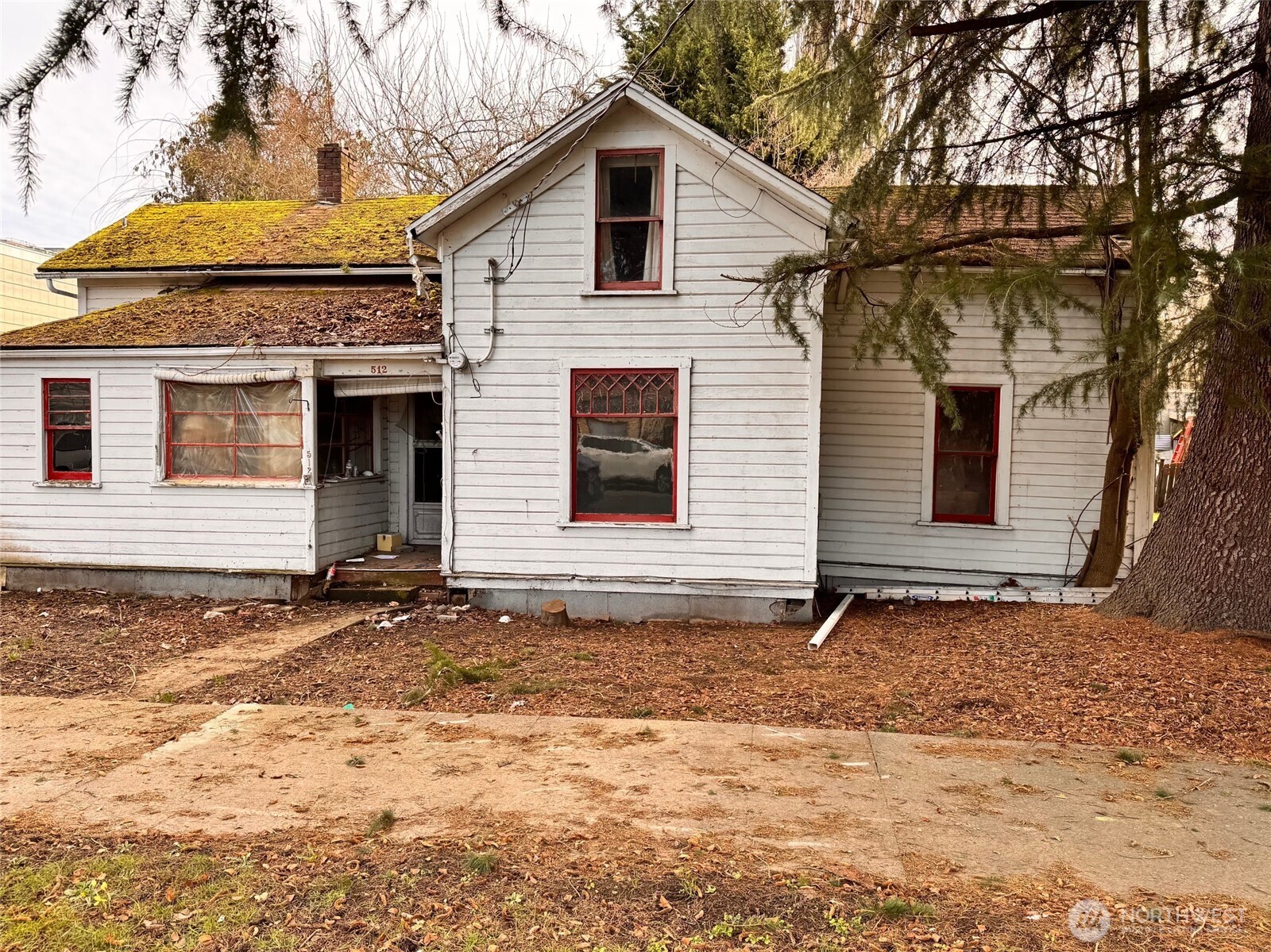 512 Pelly Avenue Property Photo