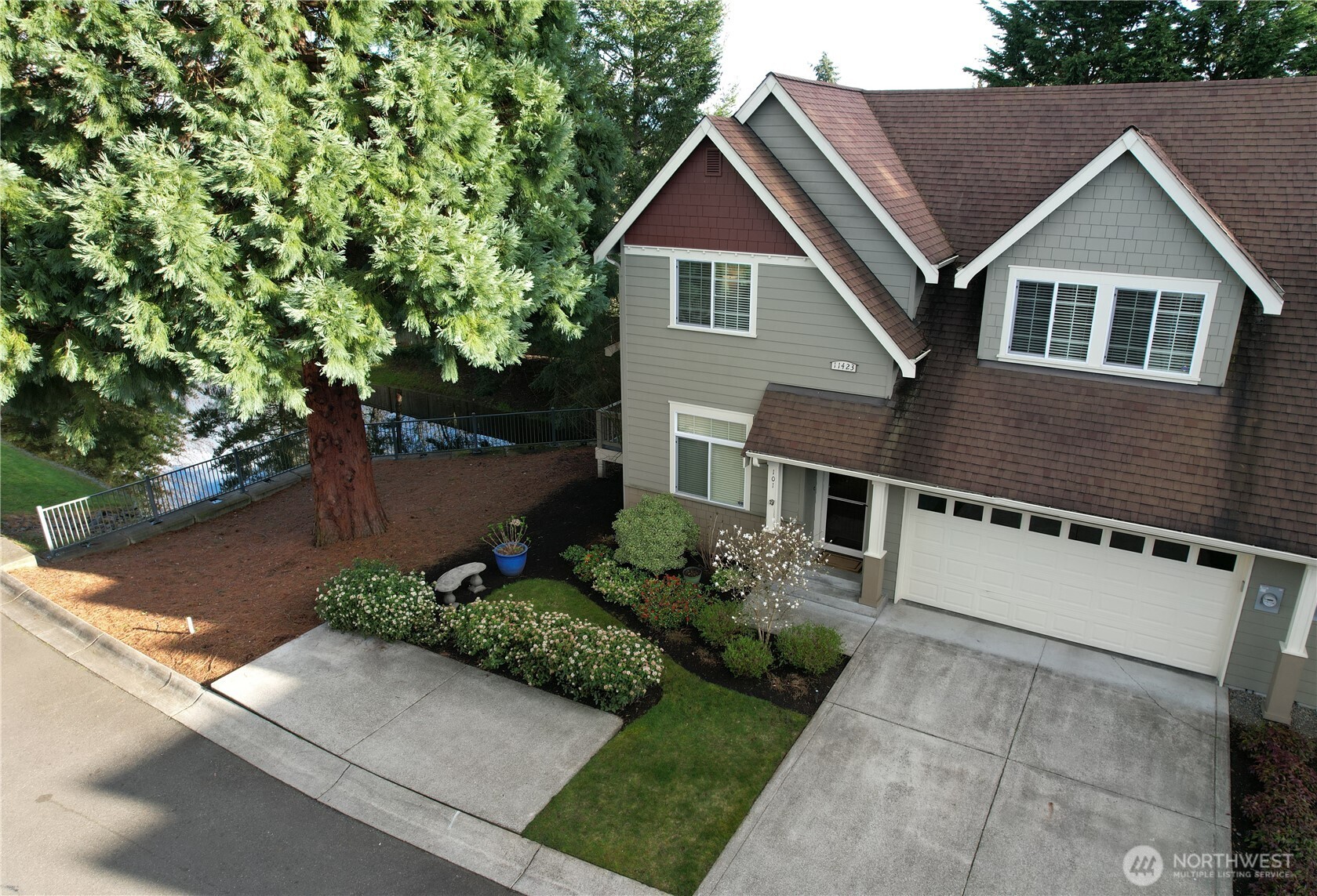 Pine Tree Elem Real Estate Listings Main Image
