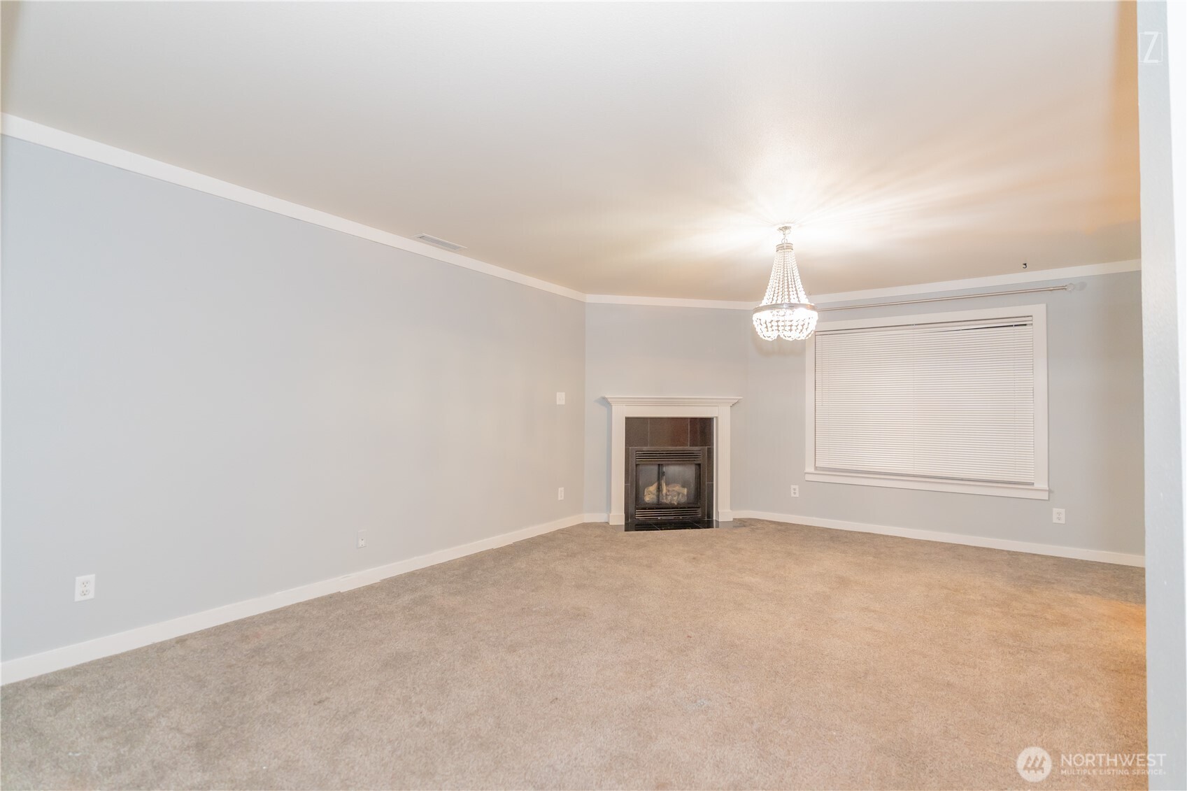 17504 85th Avenue Ct Property Photo 3