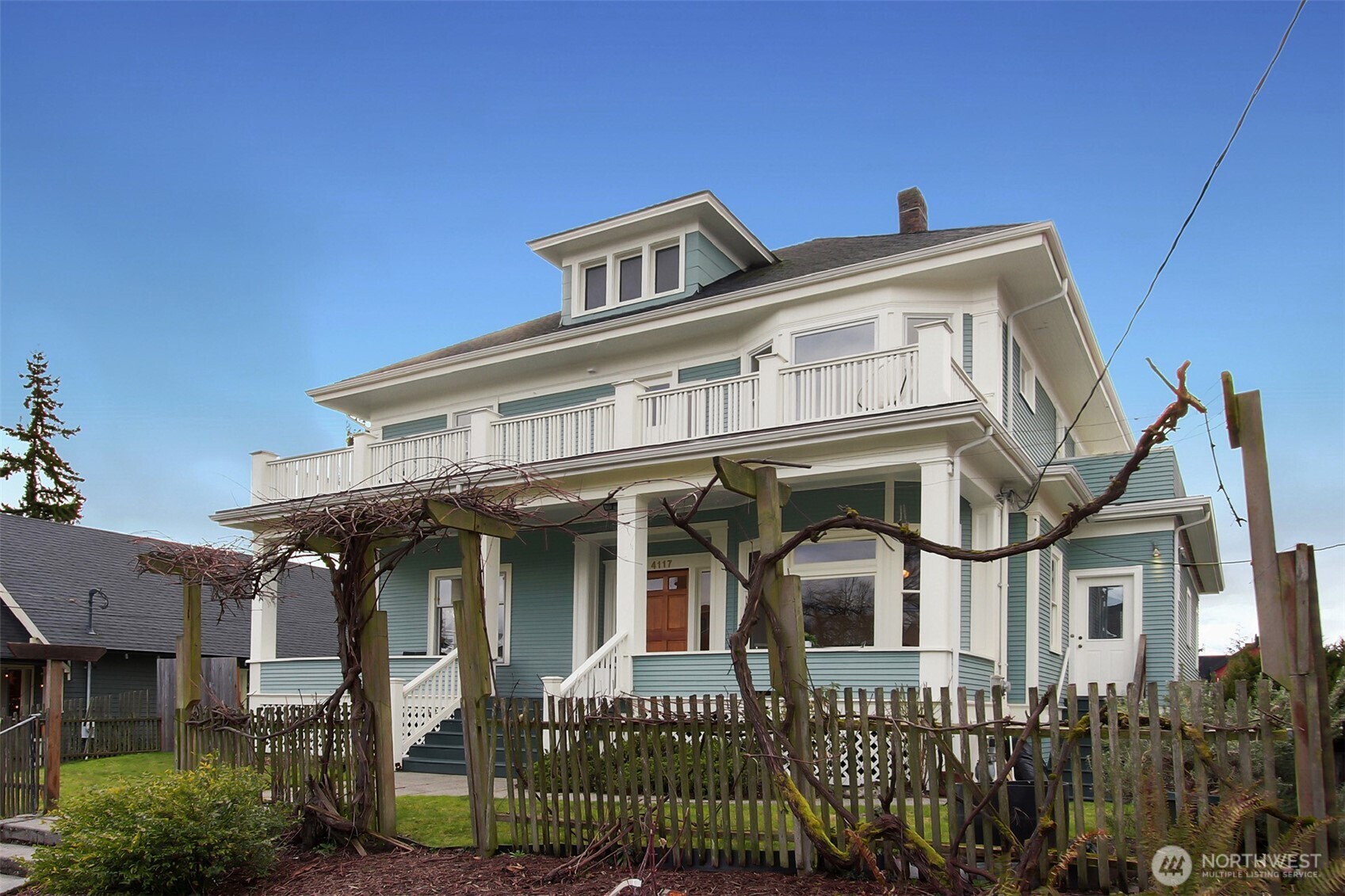 4117 Burke Avenue Property Photo