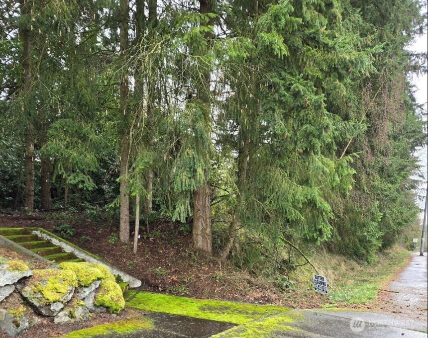 803 140th Avenue Property Photo 2