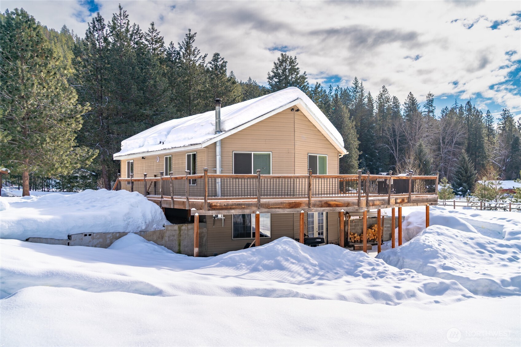 17353 Jenne Drive Property Photo