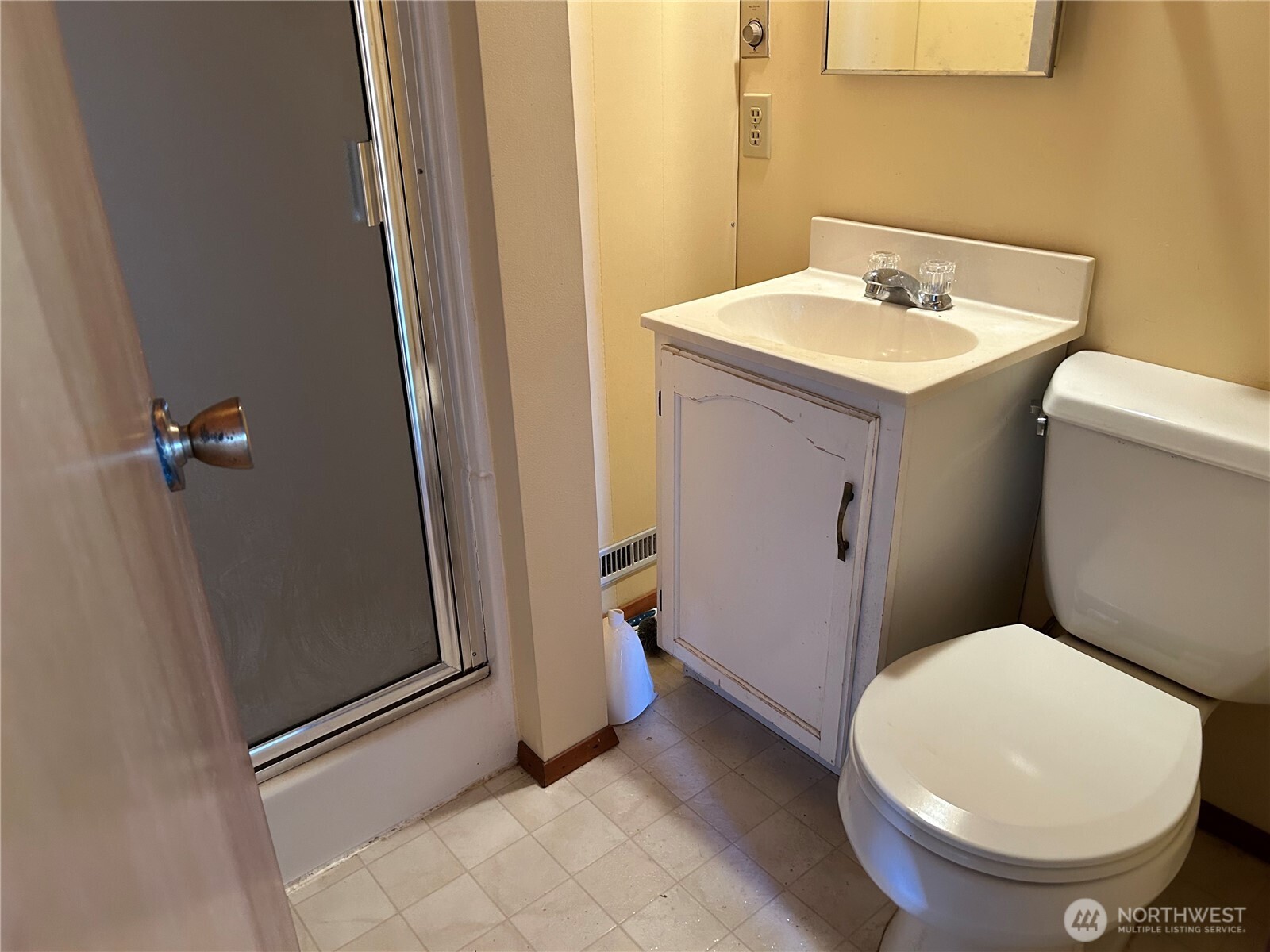 915 E Herron Boulevard Property Photo 16